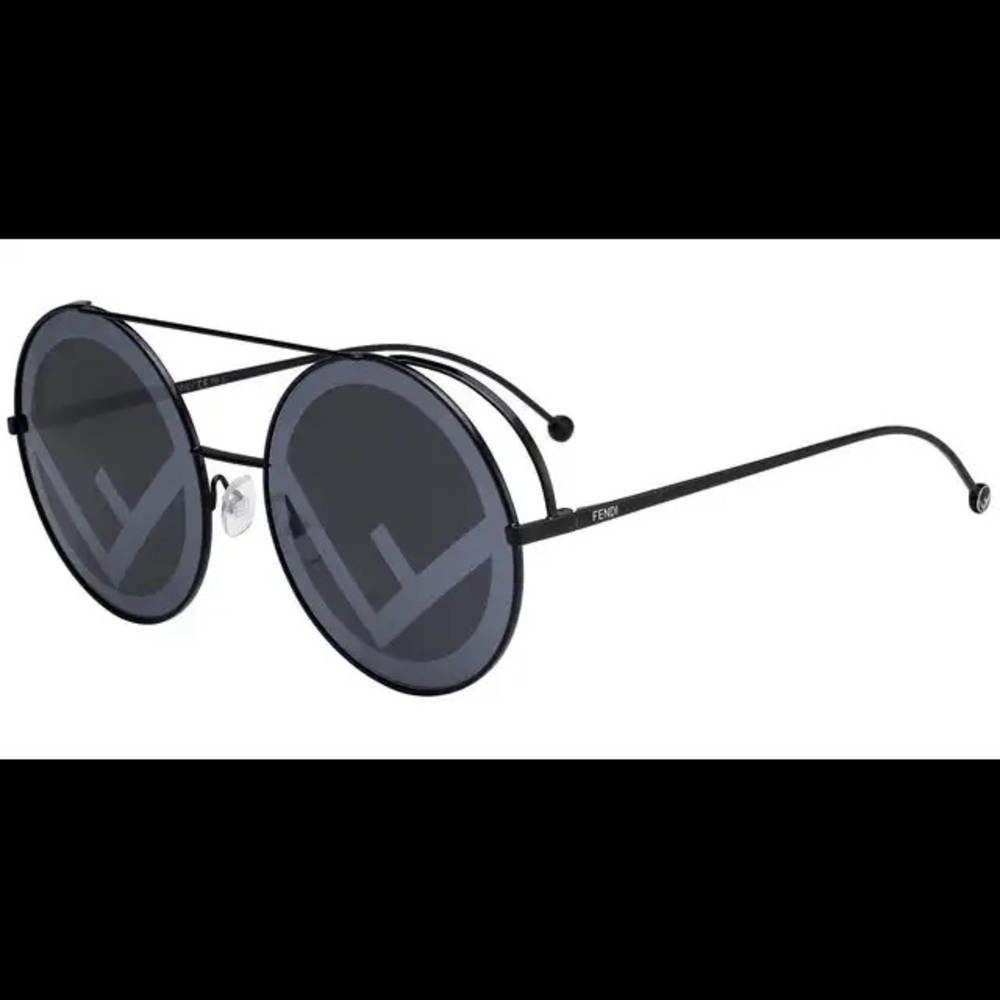 Fendi Black Round Sunglasses